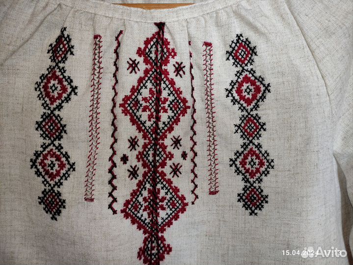 Вышиванка женская (ручная вышивка)