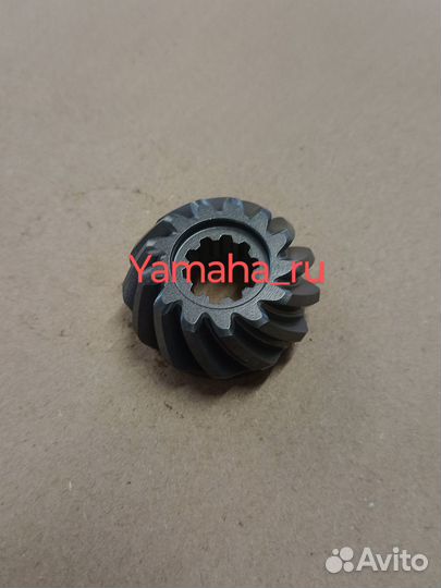Шестерня Yamaha 15 (63V-45551-00) Оригинал
