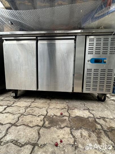 Холодильные столы 3 шт