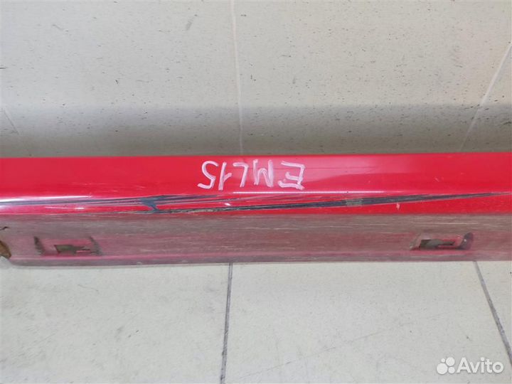 Накладка порога правого наружная Mazda 3 (BK) 2008