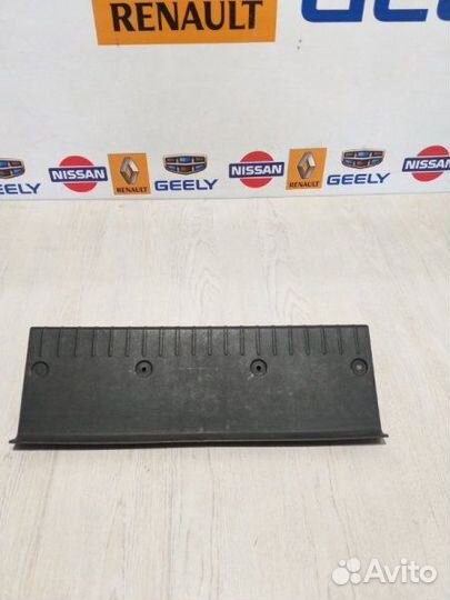 Накладка панели задка замка багажника Geely emgran