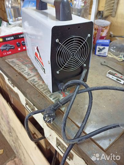 Сварочный аппарат бестрансформаторный
