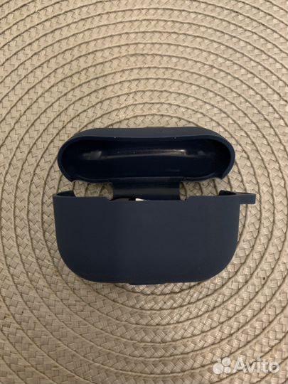 Чехлы для наушников AirPods Pro
