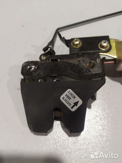 Замок багажника Hyundai Sonata 5