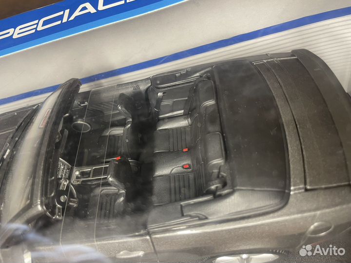 Модель 2010 Ford Mustang GT