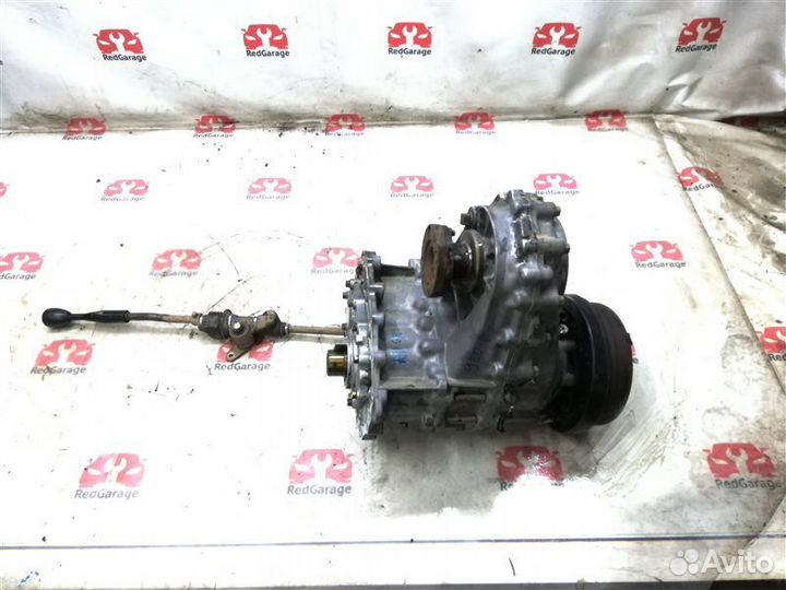 Раздаточная коробка Nissan Patrol Y60 RD28 1993