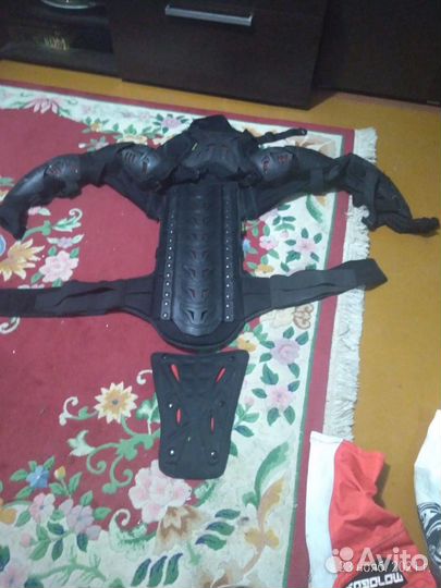 Мотоботы, черепаха, джерси, штаны, защита коленей