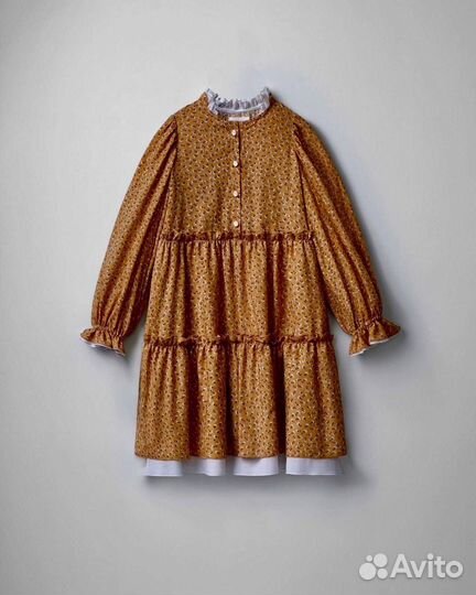 Очаровательное платье в мелкий цветочный принт