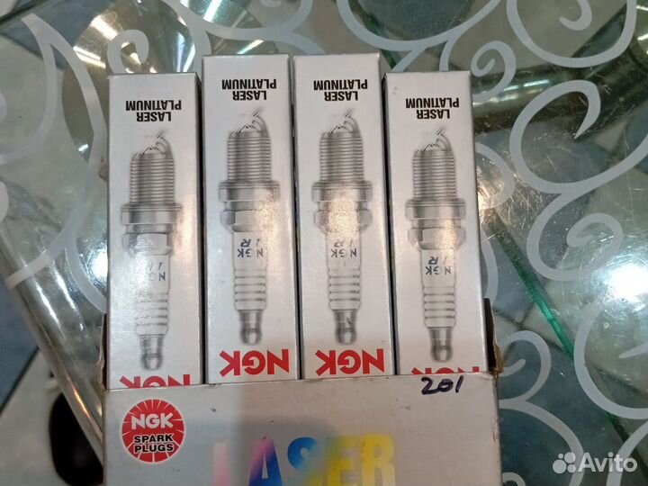 Свечи зажигания ngk
