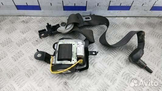 Ремень безопасности с пиропатроном сиденья передне