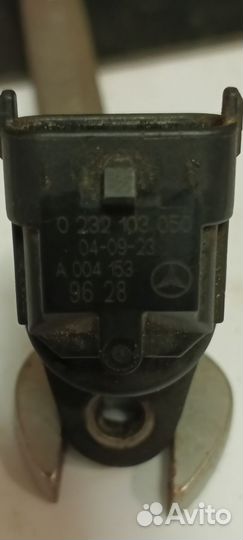 Датчик распредвала Mercedes