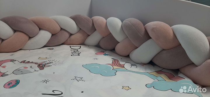 Бортик коса в кроватку