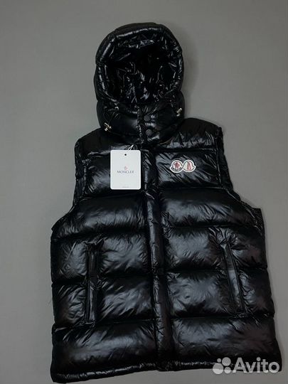 Жилет Moncler матовый