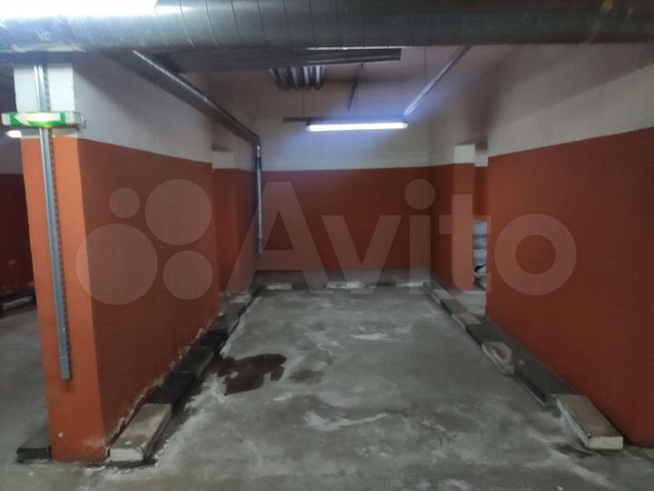 Машиноместо, 15 м²