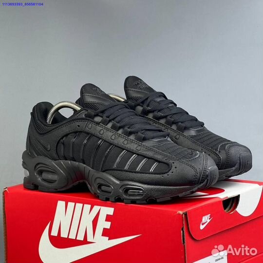 Черные кроссовки Nike Air Max Tailwind 4