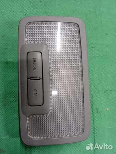 KIA Sorento XM Плафон салона средний