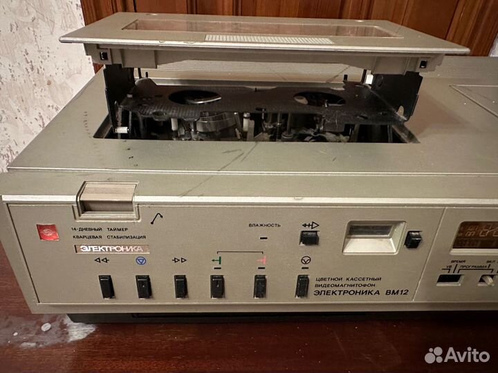 Видеомагнитофон Электроника вм 12 разных годов вып