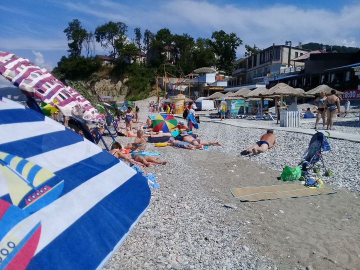 Комната 25 м² в 3-к., 2/2 эт.