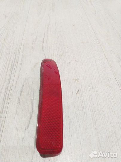 Катафот Отражатель заднего бампера Renault logan П