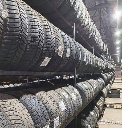 Goodyear Vector 4Seasons 205/50 R17 89Y