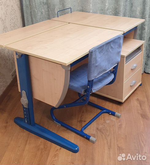 Парта растущая Деми с тумбой и стулом