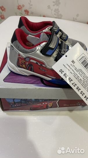 Кроссовки на мальчика 28