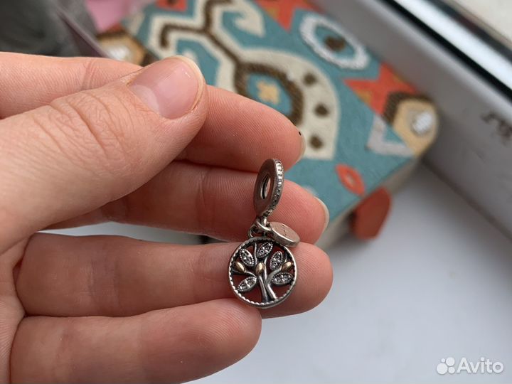 Pandora шарм «семейное дерево»