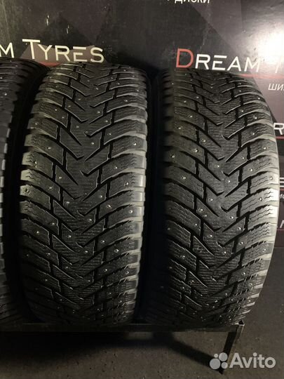 Nokian Tyres Hakkapeliitta 8 SUV 285/60 R18