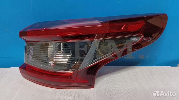 Фонарь правый задний в крыло