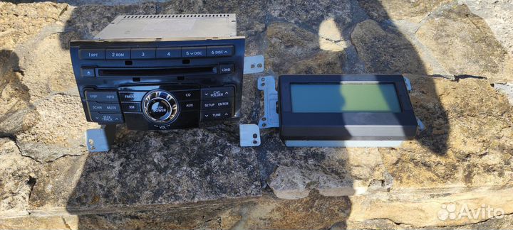 Штатная магнитола на hyundai sonata YF i45