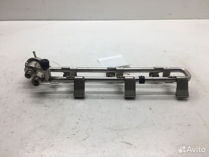 Рейка топливная Opel Omega 27 X30XE 2000