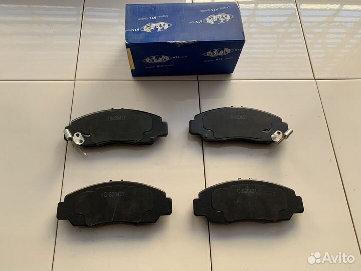 Колодки передние Honda Legend Jazz Stream Accord