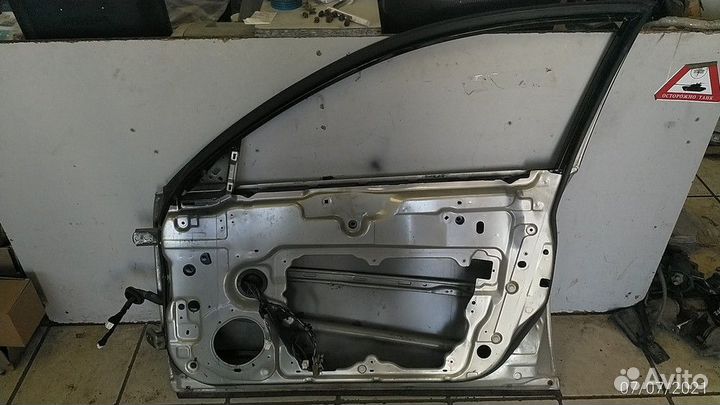 Дверь передняя правая nissan teana J31 2003-2008