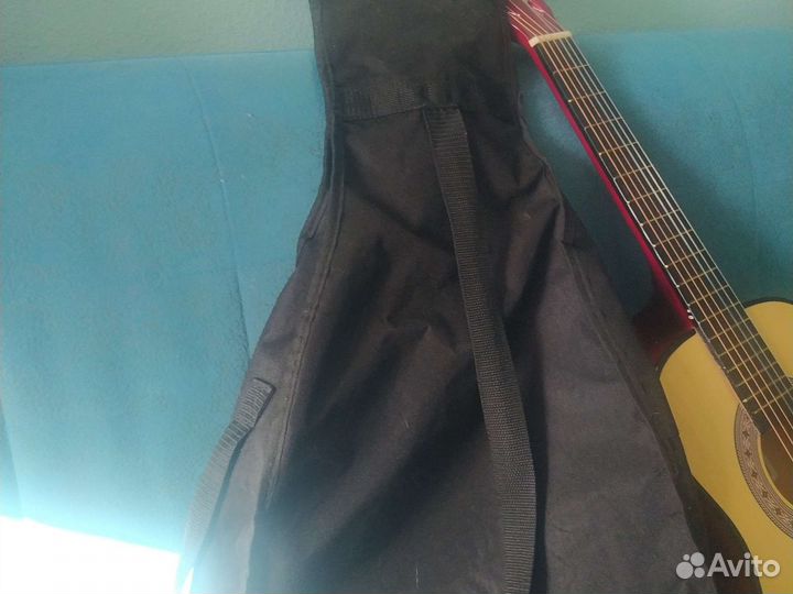 Классическая гитара 1/2