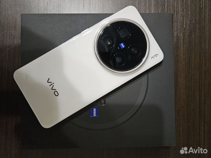 Vivo X200 Pro, 16/512 ГБ