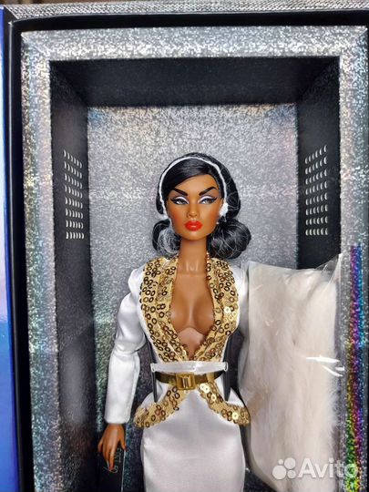 Integrity Toys Della Roux Burnt Champagne nrfb