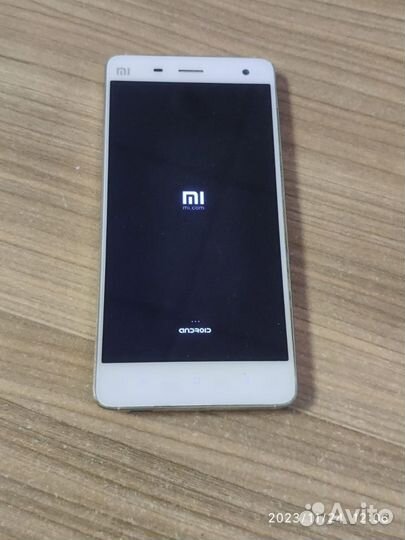 Xiaomi Mi 4, 3/16 ГБ