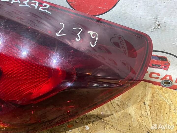 Фонарь задний правый Opel Astra J