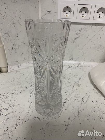 Хрустальная ваза