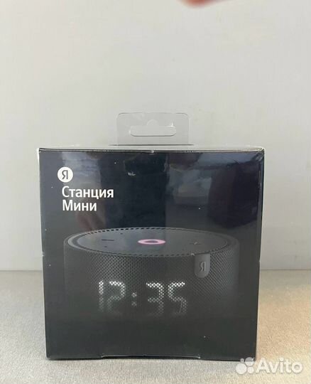 Яндекс станция Алиса Мини с часами
