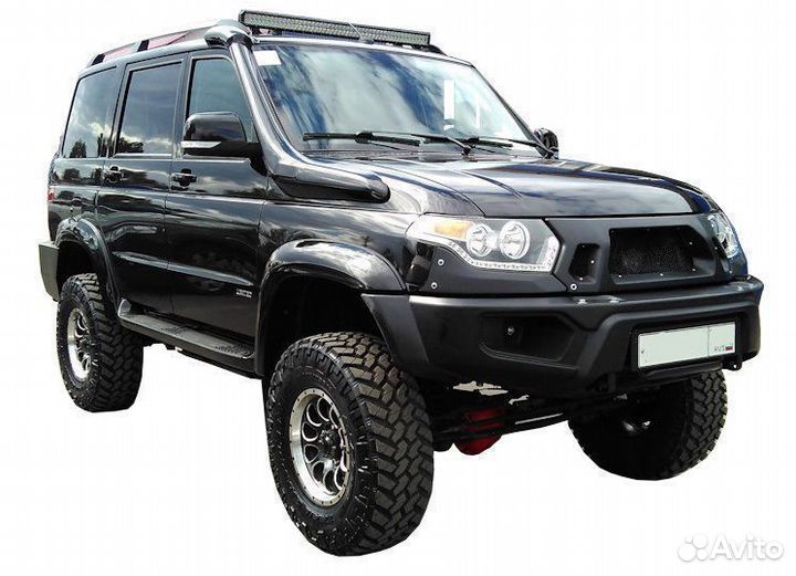 Силовой бампер перед. UAZ Патриот с оптикой белый