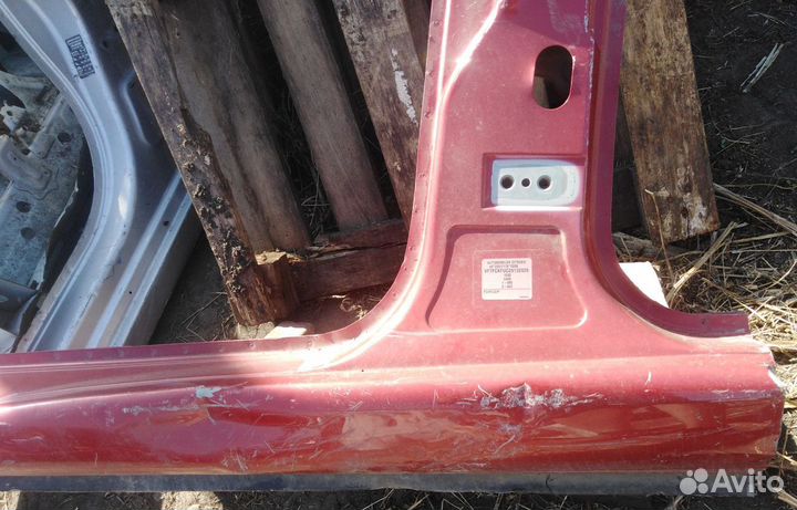 Ситроен С3 Порог Левый со средней стойкой C3