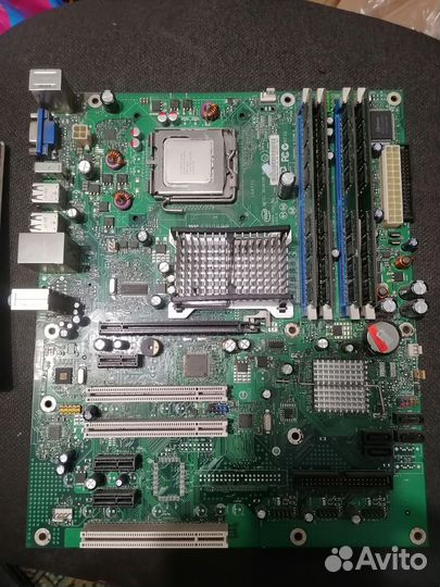 Материнская плата с процессором