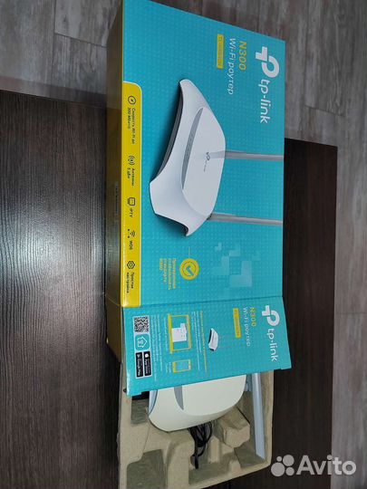 Продам Wi-Fi роутер tp-link N-300