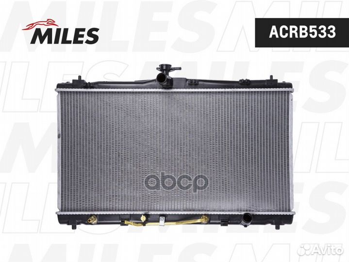 Радиатор toyota camry 2.0/2.5/3.5 11- acrb533 M