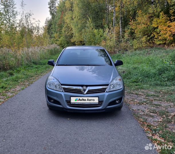 Opel Astra 1.6 МТ, 2009, 137 000 км