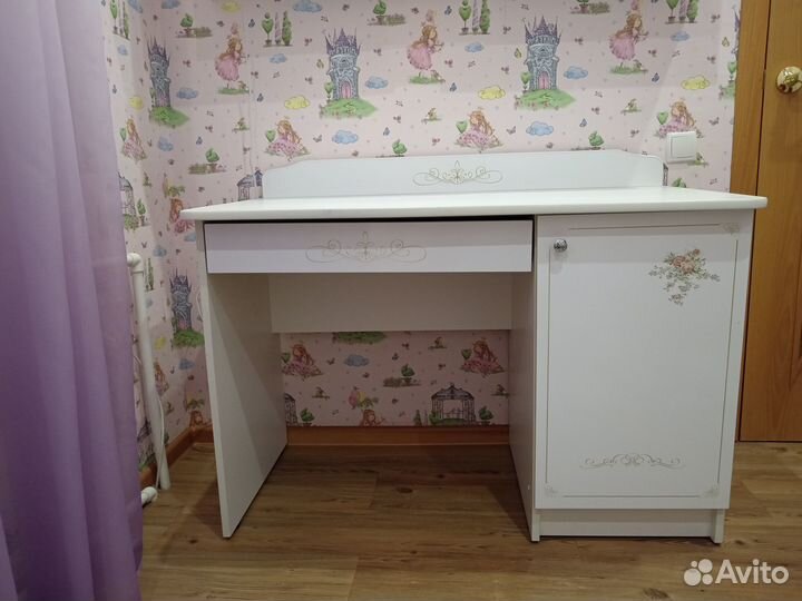 Набор детской мебели
