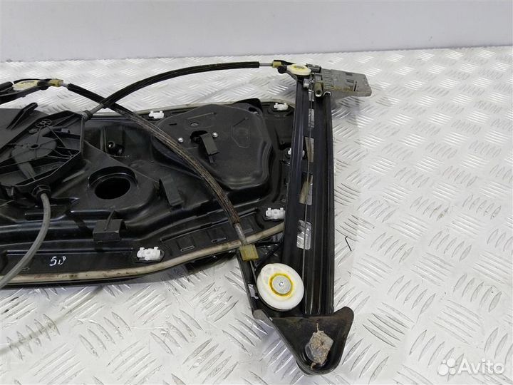 Стеклоподъемник передний Volkswagen Passat CC 3C8