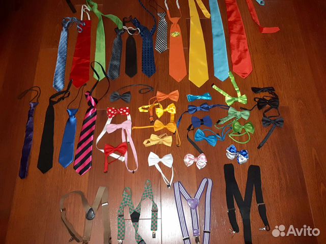 Бабочка, галстук, подтяжки, шарф