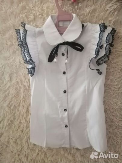 Блузка белая